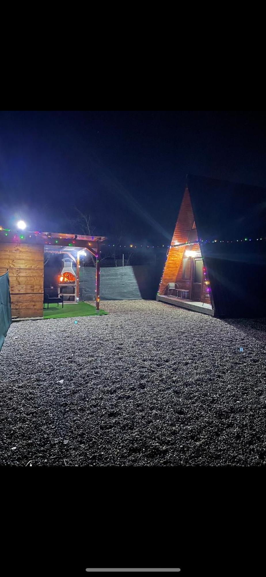 Cabana Tip A La 300 M De Castel フネドアラ エクステリア 写真